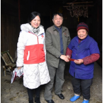 走訪慰問貧困戶  親切關懷暖人心